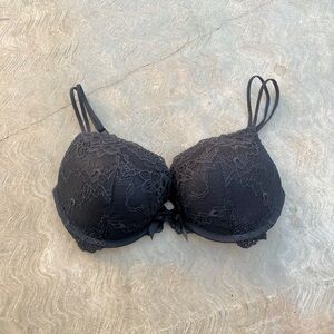 VICTORIA’S SECRET | Black Lace Very Sexy Push Up Bra 34D
